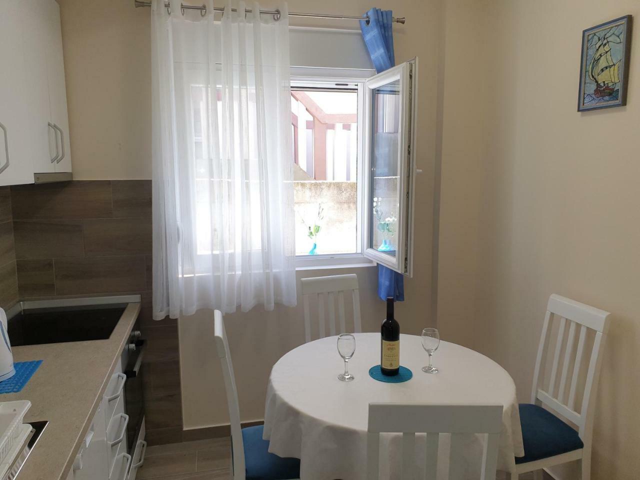 Apartments Jadran Tivat Luaran gambar