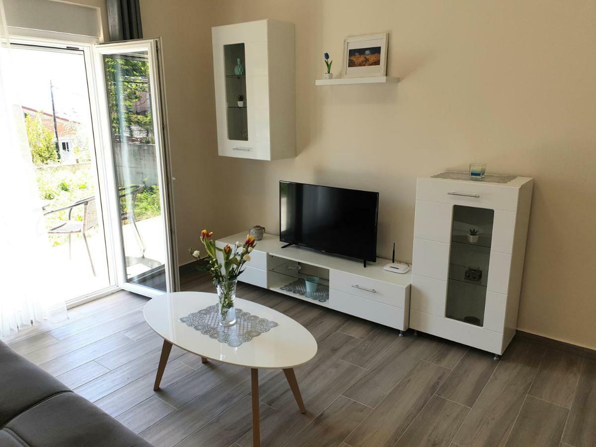 Apartments Jadran Tivat Luaran gambar